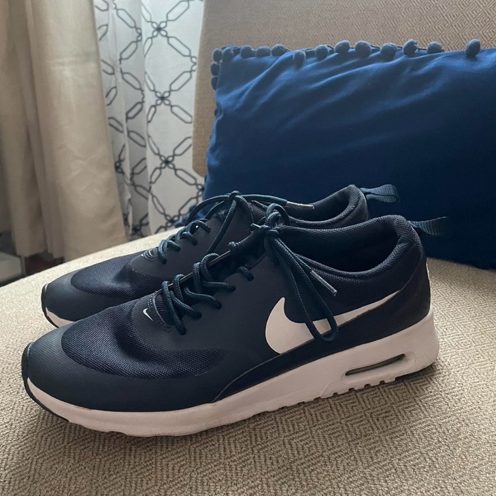 Nike Women’s Air Max Thea - Navy
Size 9